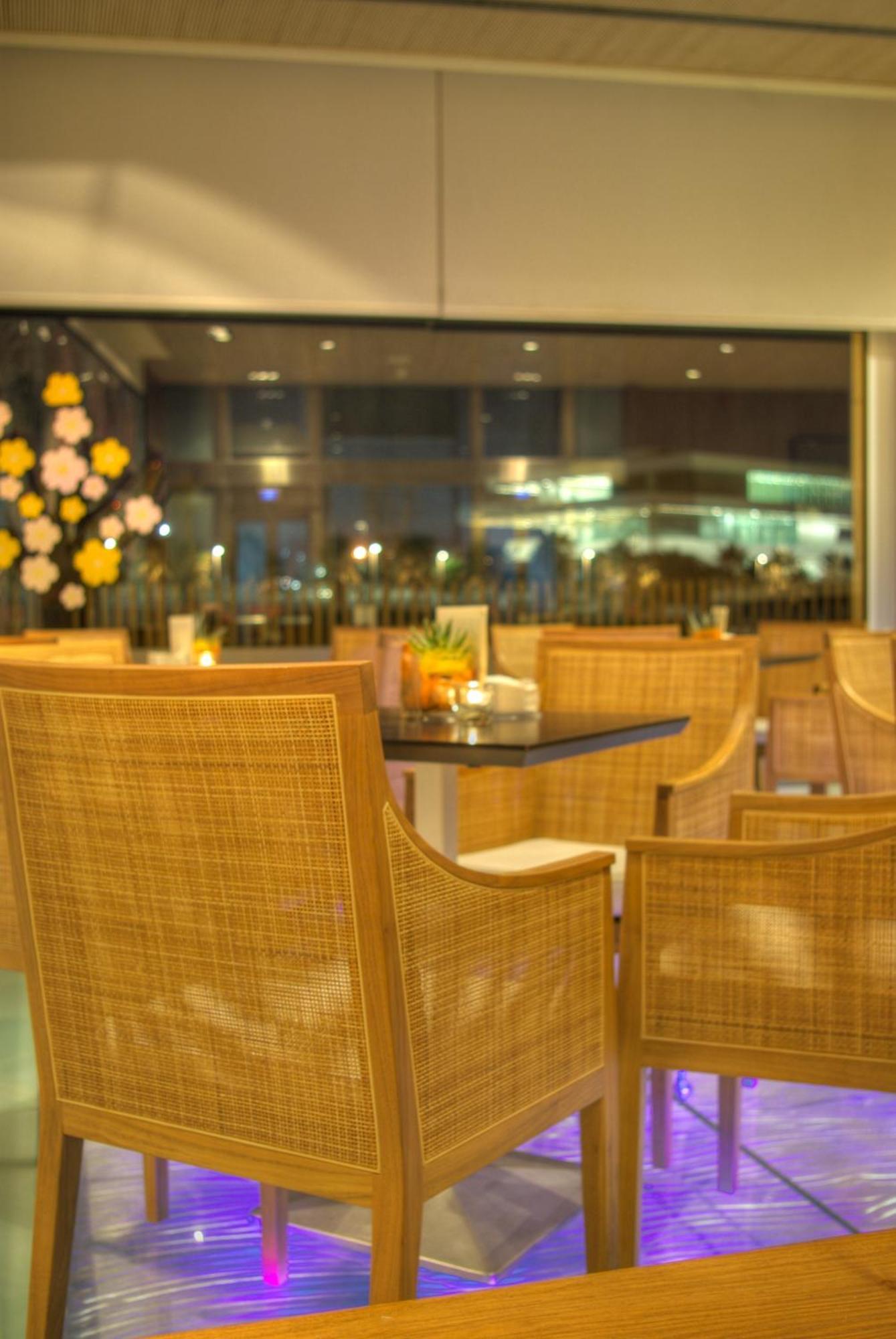 ולנסיה Hotel Neptuno Playa & Spa מראה חיצוני תמונה